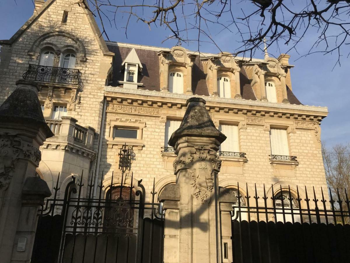 Manoir Castel Des Bois Hotel Fontainebleau Exterior foto